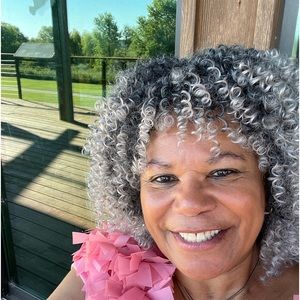 Meet your Posher, Janice